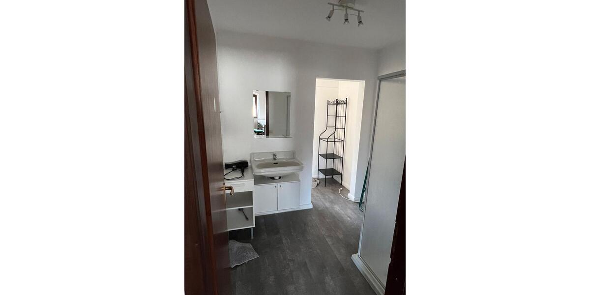 Erdgeschoßwohnung Emskirchen - 3 Zimmer, 90 m&sup2;, 765&euro; | Angebot:26142983