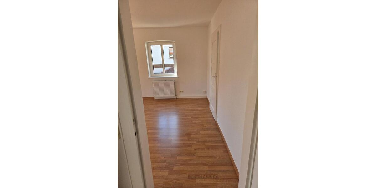Etagenwohnung Böhlen - 4 Zimmer, 59 m&sup2;, 90.000&euro; | Angebot:27083982