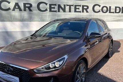 Hyundai i30 87.000 km 13.300 € Colditz 04680