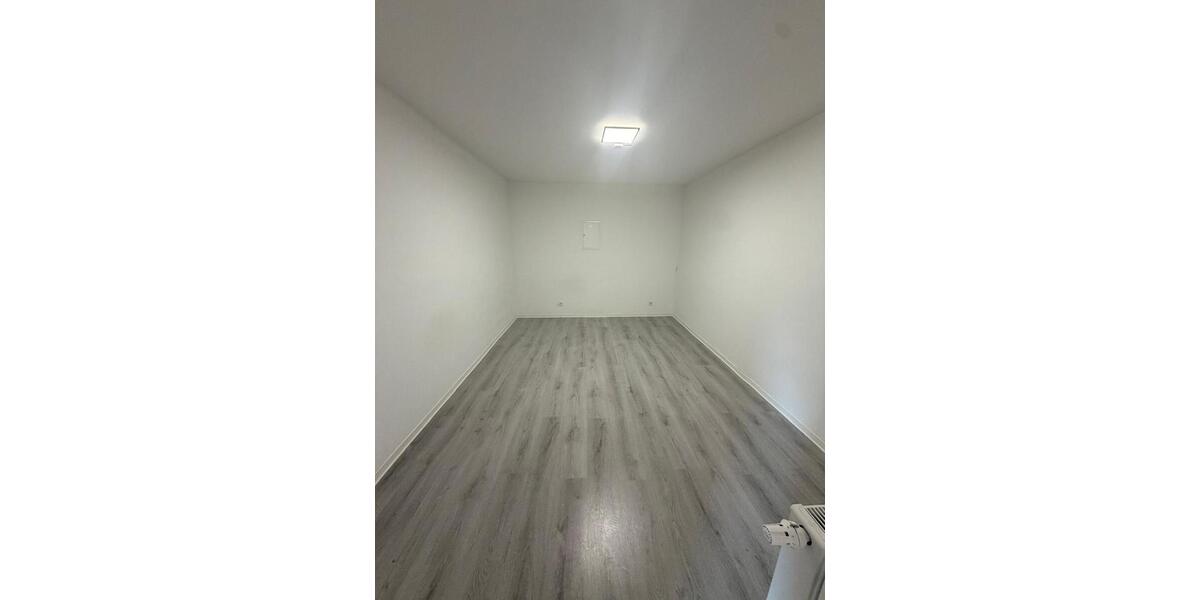 Erdgeschoßwohnung Saarbrücken Brebach-Fechingen - 3 Zimmer, 77 m&sup2;, 500&euro; | Angebot:24658518
