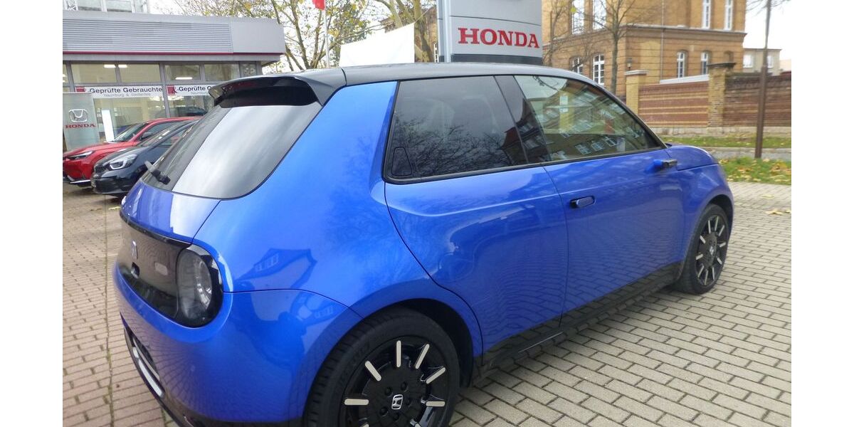 Honda e 33.100 km 16.890 &euro; Naumburg/S. + 06667 Weißenfels + 06618 Schönburg 06618