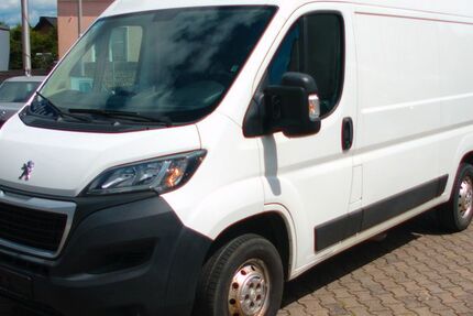 Peugeot Boxer 183.000 km 9.999 &euro; Elz 65604