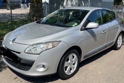 Renault Megane 175.512 km 3.599 &euro; Freiburg 79115
