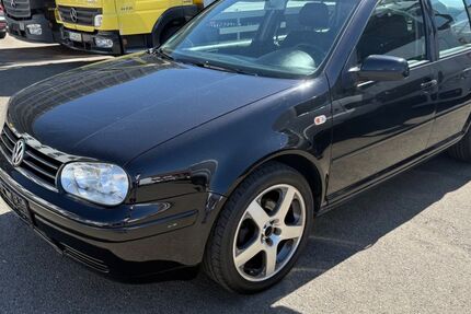 VW Golf 241.345 km 2.990 &euro; Reutlingen 72766