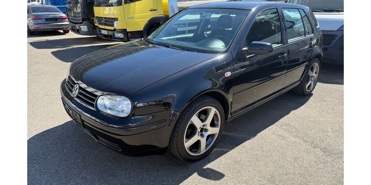 VW Golf 241.345 km 2.990 &euro; Reutlingen 72766