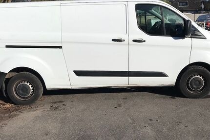Ford Transit Custom 270.000 km 6.999 &euro; Hamburg 22767