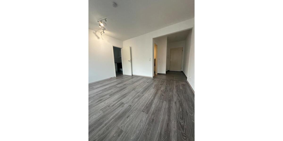 Etagenwohnung Neuss Furth-Mitte - 2 Zimmer, 45 m&sup2;, 830&euro; | Angebot:25022128