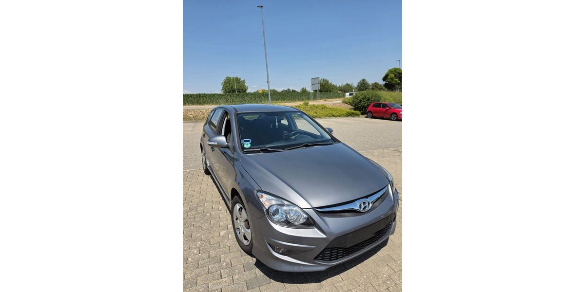 Hyundai i30 170.000 km 3.800 &euro; Kieselbronn 75249
