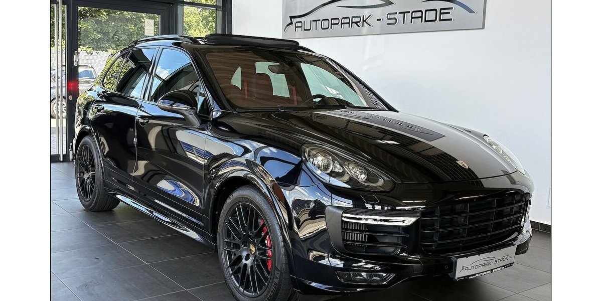 Porsche Cayenne GTS LED Pano Memory Bose Luft AHK 72.000 km 39.490 &euro; Stade 21682