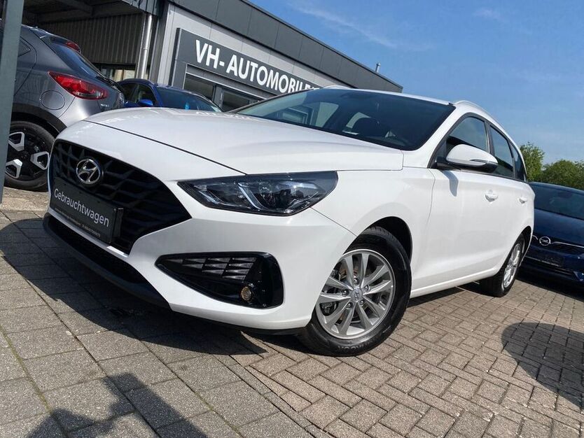 i30