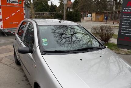 Fiat Punto 83.300 km 1.895 &euro; Berlin 12165