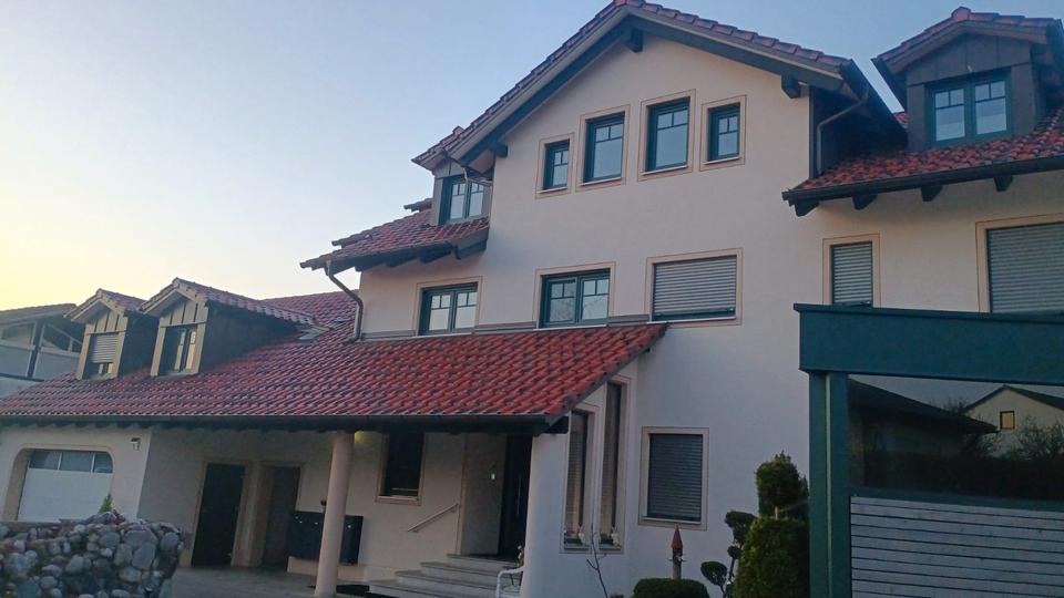 Dachgeschoßwohnung Pförring - 5 Zimmer, 117 m&sup2;, 1.160&euro; | Angebot:26408748