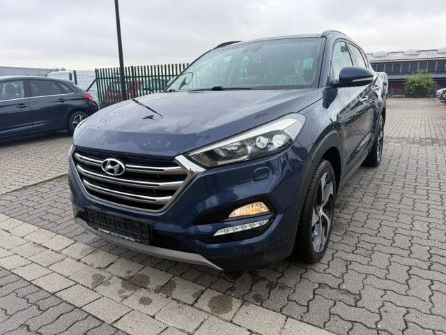 Hyundai TUCSON 213.000 km 11.900 &euro; Hohenwarsleben 39326