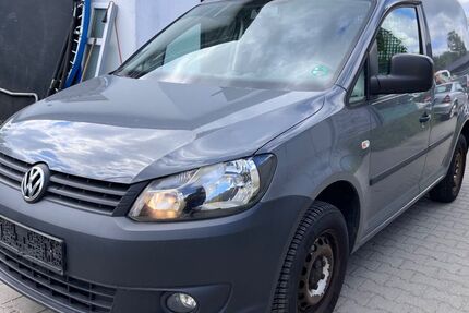 VW Caddy 222.656 km 3.790 &euro; Berlin 14167
