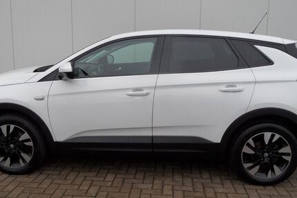 Opel Grandland (X) 84.100 km 15.900 &euro; Georgsmarienhütte 49124