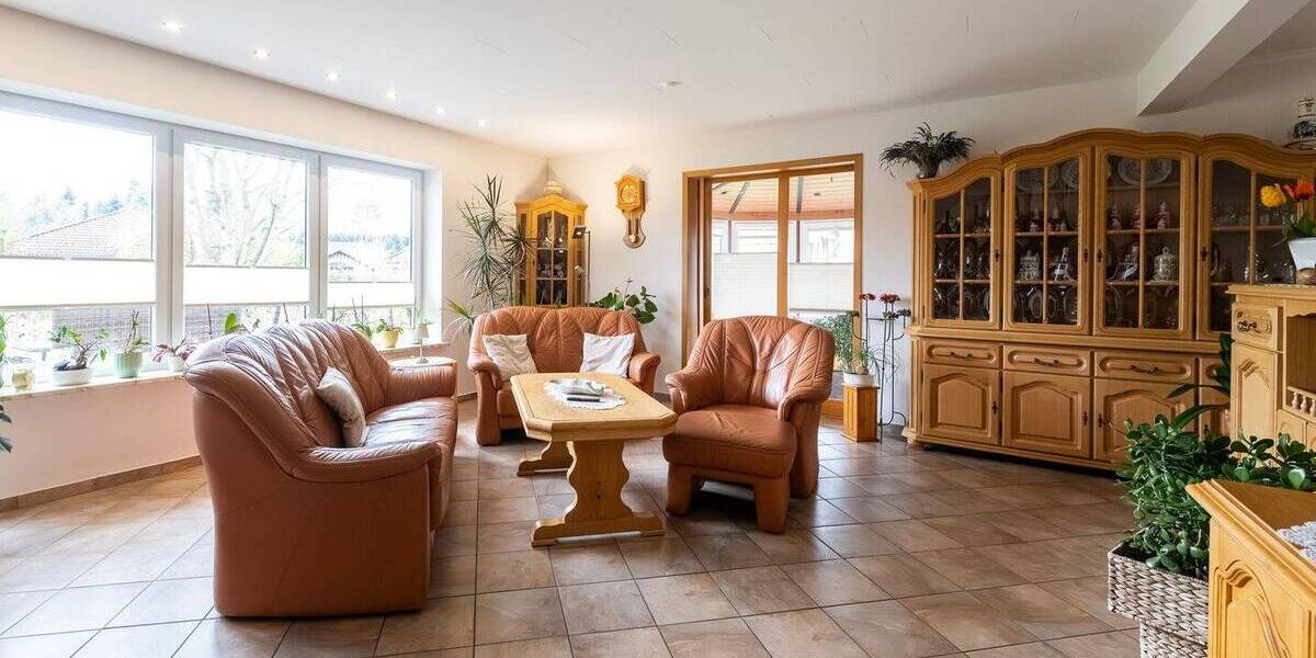 Einfamilienhaus Süderlügum - 5 Zimmer, 165 m&sup2;, 359.900&euro; | Angebot:26309972
