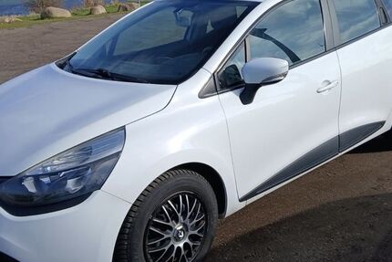 Renault Clio 137.043 km 4.800 &euro; Hamburg 22303