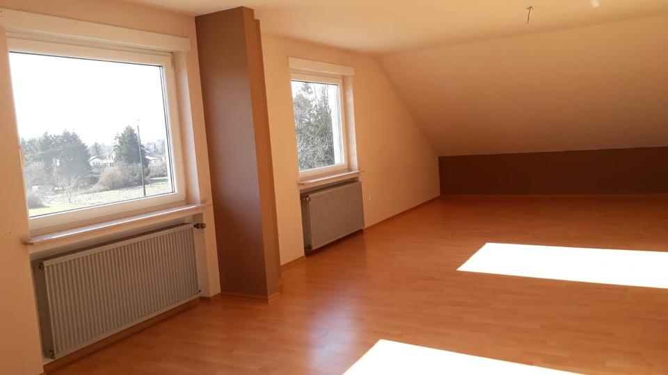 Etagenwohnung Schwalbach - 1 Zimmer, 110 m&sup2;, 750&euro; | Angebot:25539809