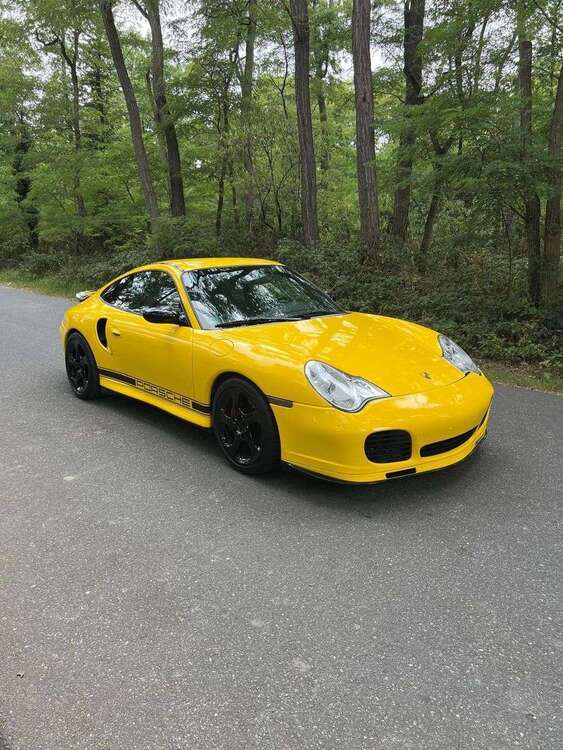 911