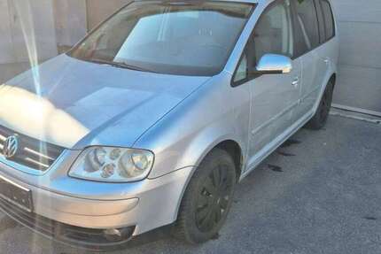 VW Touran 201.000 km 1.990 &euro; Berlin 13435