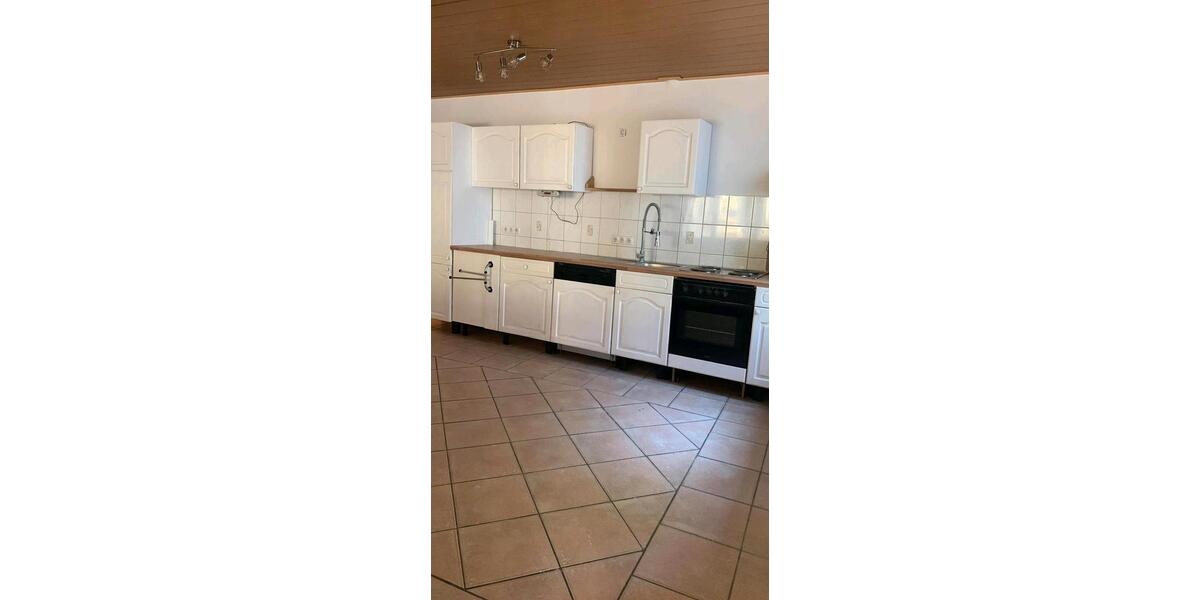 Reihenhaus Selb - 9 Zimmer, 210.000&euro; | Angebot:22737126