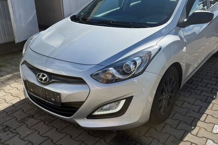 Hyundai i30 214.540 km 3.990 &euro; München 81243