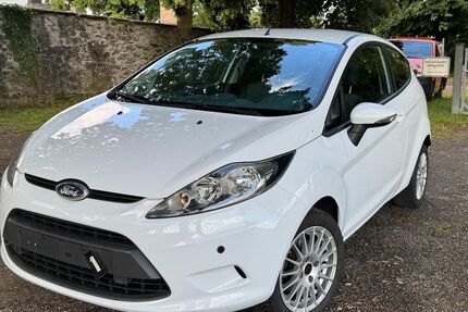 Ford Fiesta 176.000 km 1.999 &euro; Limburg - Eschhofen 65552