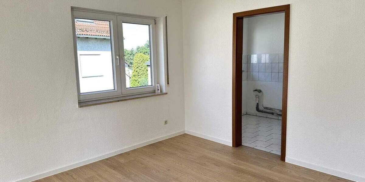 Etagenwohnung Reinholdshain Reinholdshain - 2 Zimmer, 53 m&sup2;, 45.000&euro; | Angebot:25707409