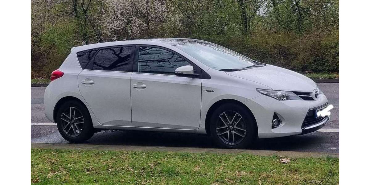 Toyota Auris 55.225 km 14.250 &euro; Köln, Stadt 50765