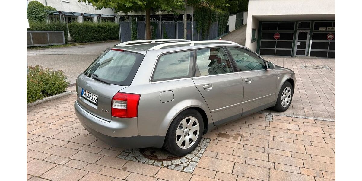 Audi A4 285.000 km 3.900 &euro; wörthsee 82237