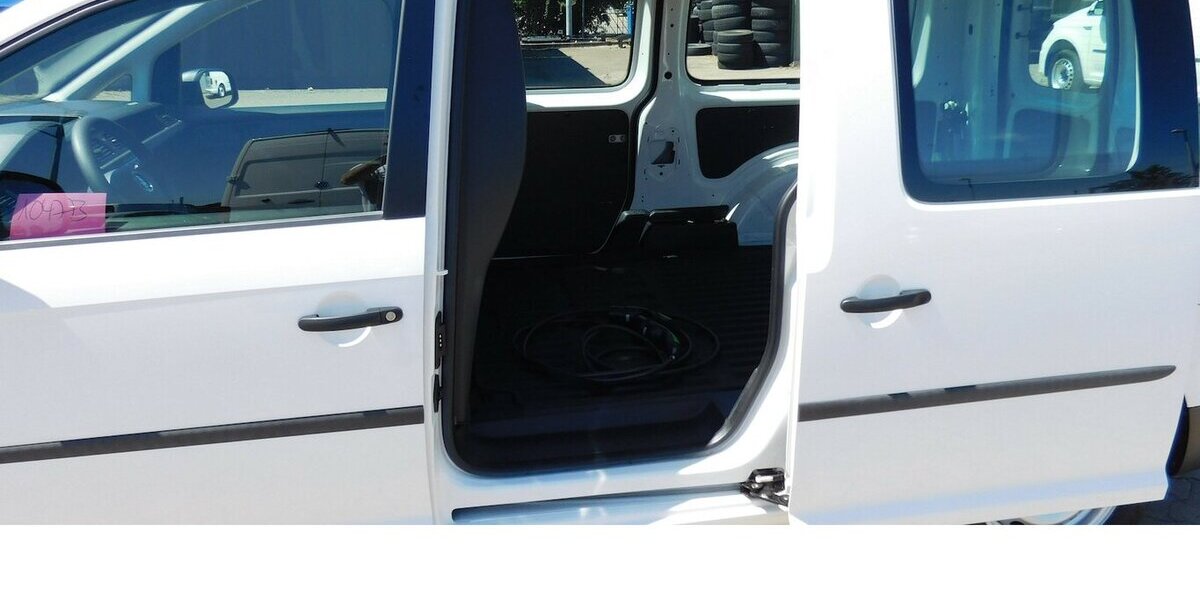 VW Caddy Maxi Kasten Abt-e Elektrik DSG Navi 14.600 km 12.690 &euro; Vordorf 38533