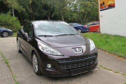 Peugeot 207 112.000 km 4.700 &euro; Schlangenbad 65388
