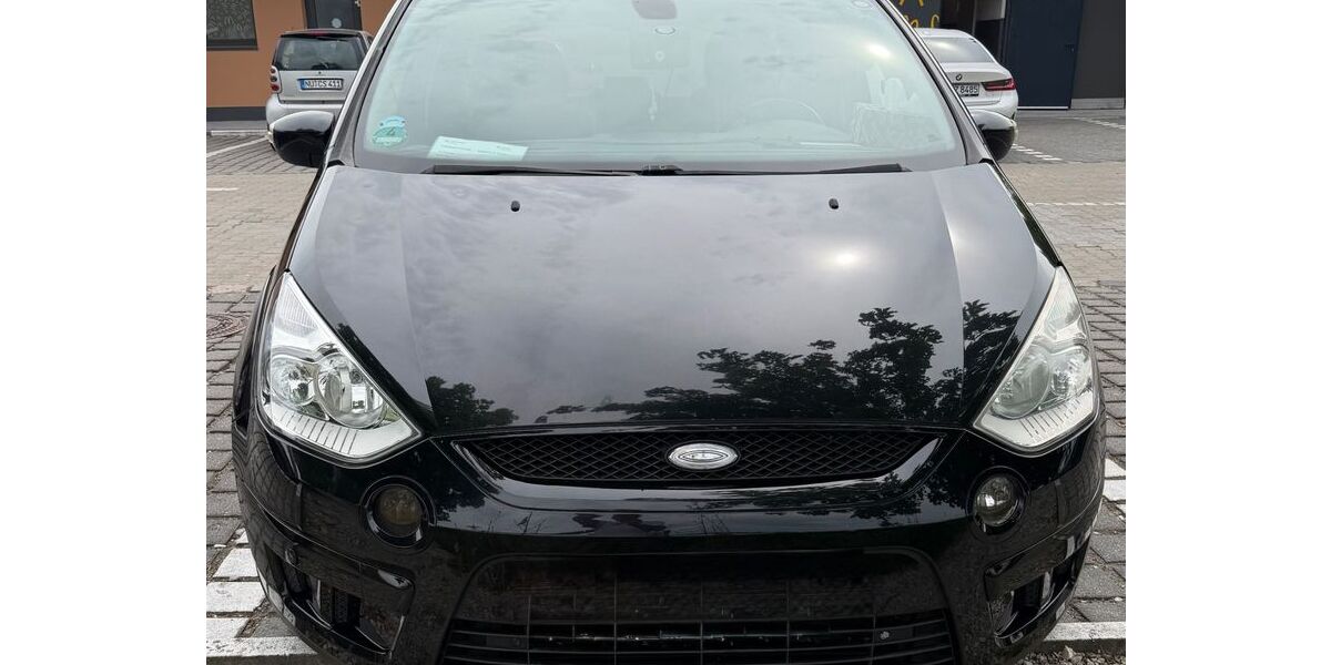 Ford S-Max 253.511 km 4.800 &euro; Seefeld 82229