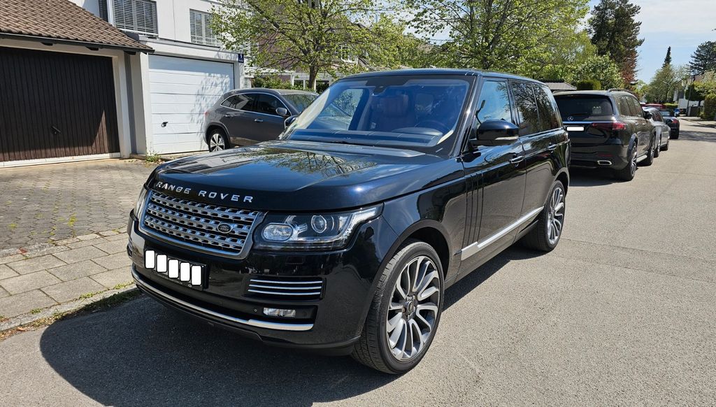 Land Rover Range Rover 182.000 km 27.900 &euro; München 81739