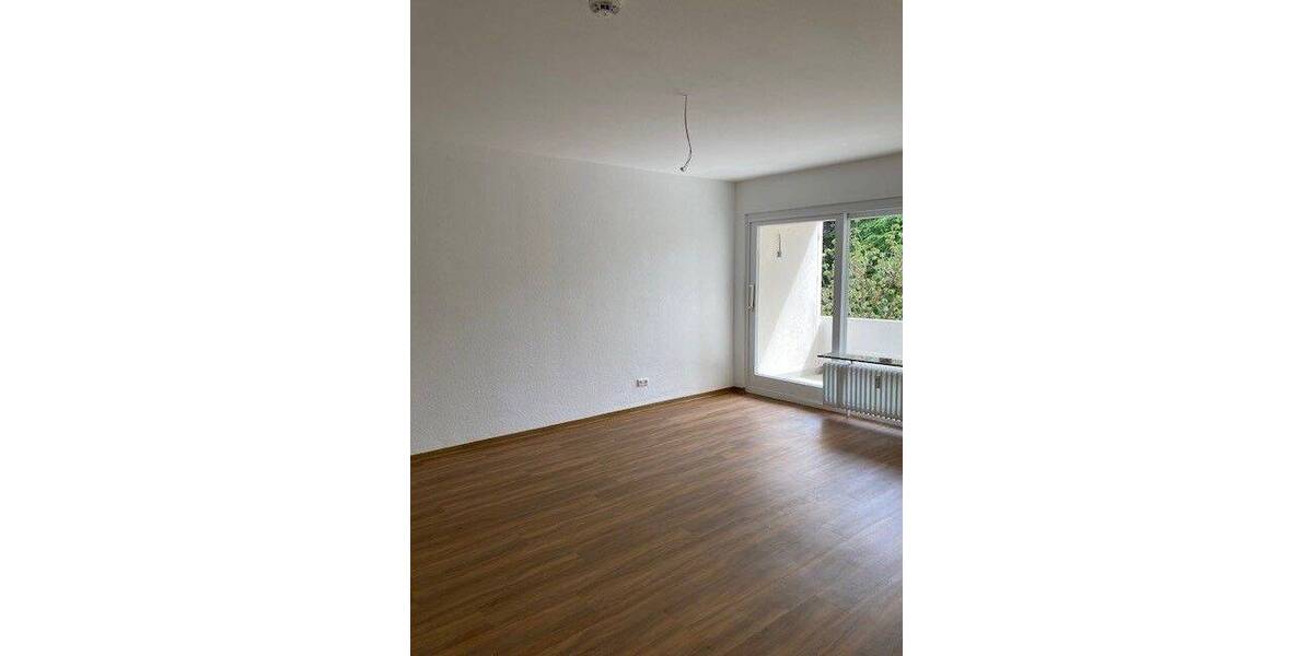 Etagenwohnung Friedrichsdorf Dillingen - 3 Zimmer, 79 m&sup2;, 840&euro; | Angebot:26910337