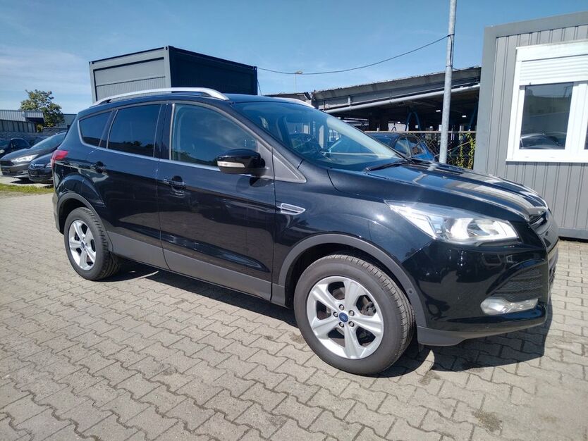 Ford Kuga 192.000 km 7.600 € Diepoldshofen 88299