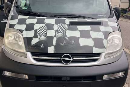 Opel Vivaro 175.932 km 8.500 &euro; Pellingen 54331