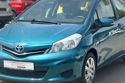 Toyota Yaris 154.775 km 2.999 &euro; Sulz am Neckar 72172