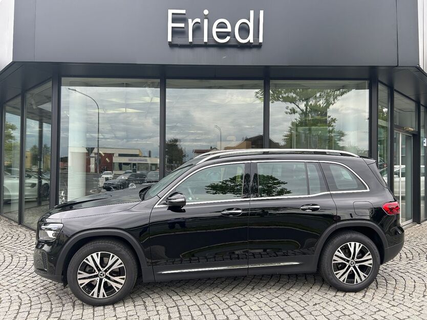 Mercedes-Benz GLB 200 19.950 km 43.450 € Tirschenreuth 95643