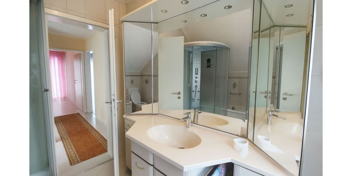 Einfamilienhaus mit Platz für neue Erinnerungen! 4 zimmer