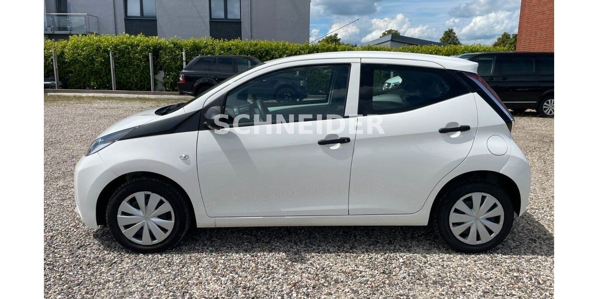Toyota Aygo (X) 73.761 km 6.990 &euro; Gross Düngen 31162