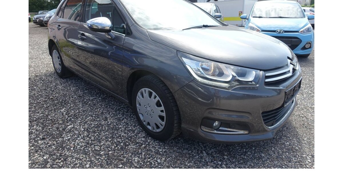 Citroen C4 Lim. Selection Automatik PDC Kamera Navi 153.700 km 9.600 &euro; Neumarkt/OPf 92318