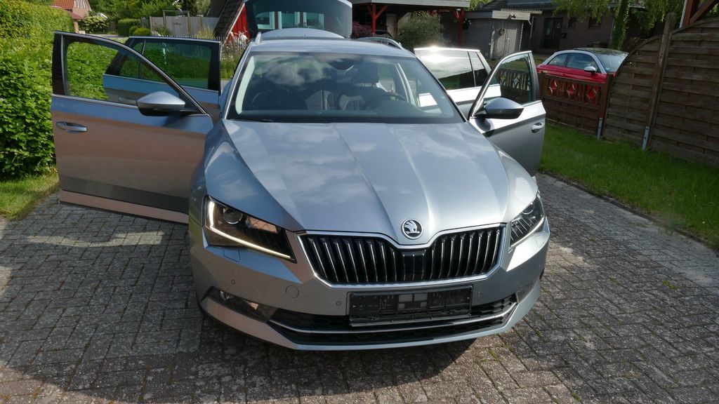 Skoda Superb 133.679 km 15.850 &euro; Zetel 26340