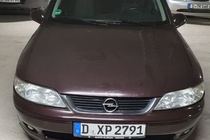 Opel Vectra 196.144 km 1.400 &euro; Düsseldorf 40470