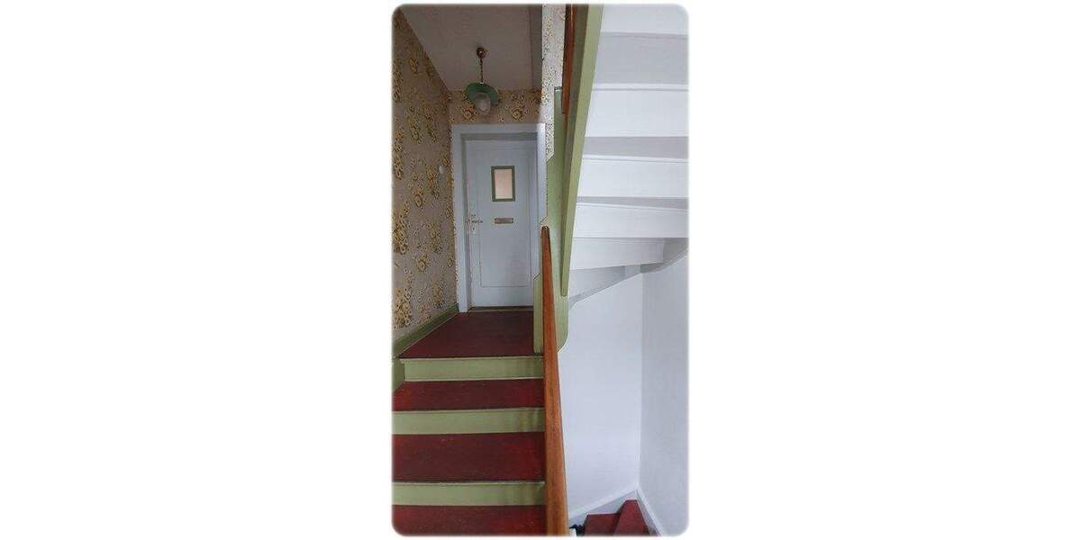 Hannover - Burg - Viel Platz für Familie & Co Ein- oder Zweifamilienhaus mit großem Garten entdecken 8 zimmer