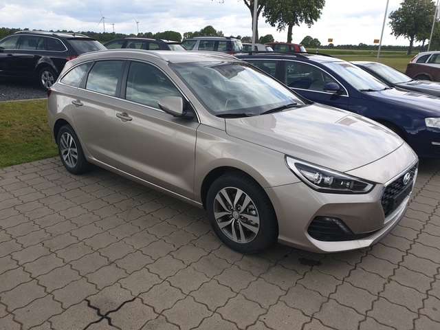 Hyundai i30 100.000 km 13.499 &euro; Tostedt 21255
