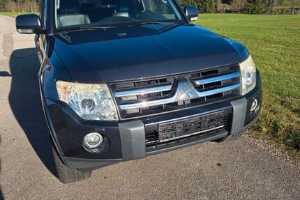 Mitsubishi Pajero 233.100 km 14.000 € Lechbruck am See 86983