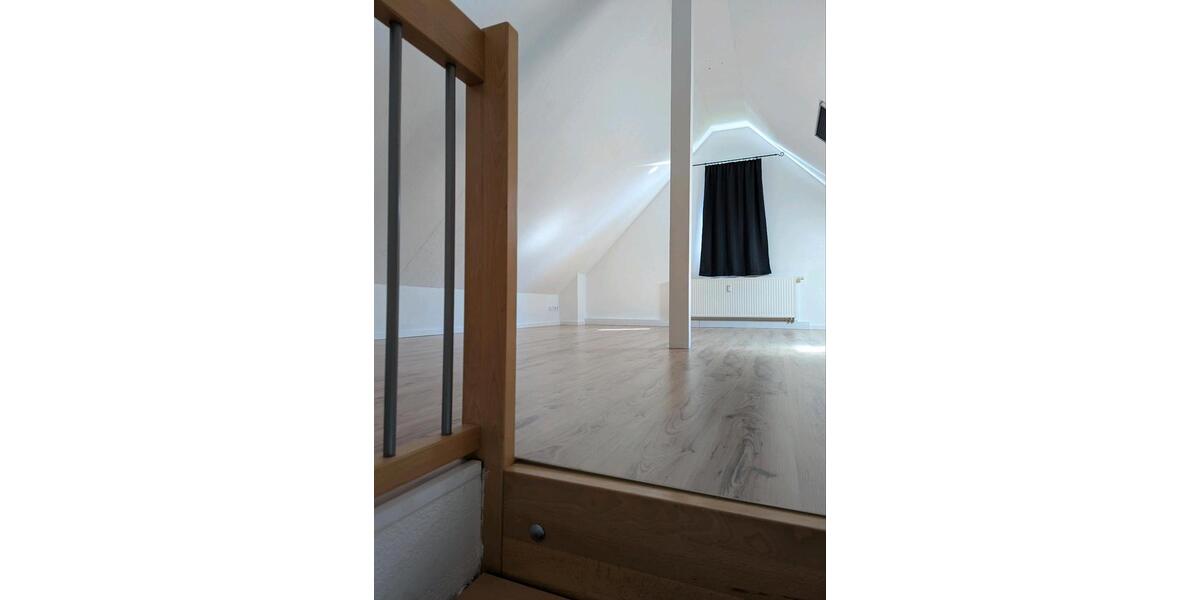 Dachgeschoßwohnung Stadtlauringen - 4 Zimmer, 86 m&sup2;, 199.000&euro; | Angebot:26163919