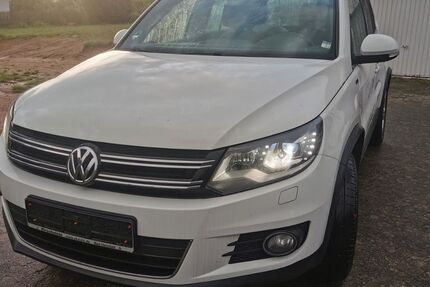 VW Tiguan 96.000 km 12.000 &euro; Bad Hersfeld 36251
