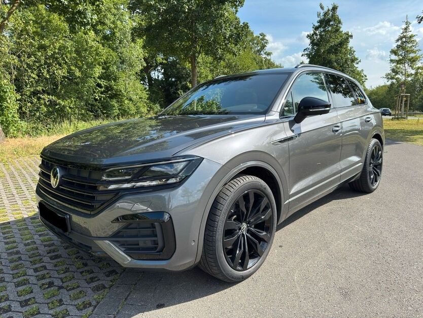 VW Touareg 35.900 km 64.900 € Gronau 48599